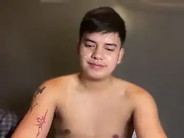 Stripchat Free Live Porn of YourCutieBoy_Bigcum14