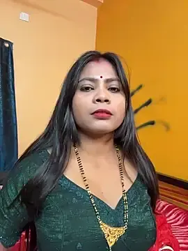 Stripchat Sex Cam of RedQQueen