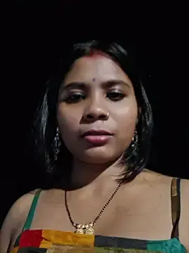 Stripchat Live Porn of RedQQueen