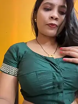 Stripchat Adult Webcam of RedQQueen