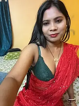 Stripchat Sex Cam of RedQQueen