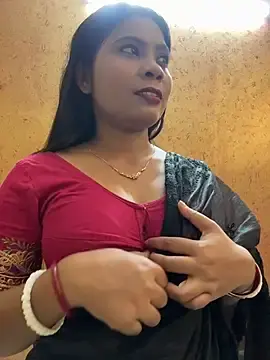 Stripchat Nude Webcam of RedQQueen