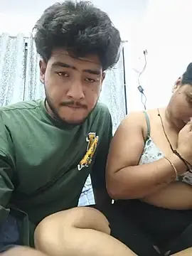 Stripchat Free Porn Cam of Hotshot_Love