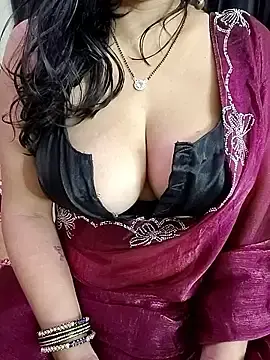 Stripchat Sex Chat of kaamuk_shweta