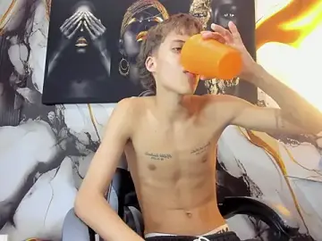 Stripchat Best Webcam of mono_blonde