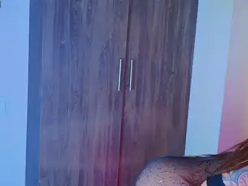 Stripchat Watch Live Sex Cams of macasweet