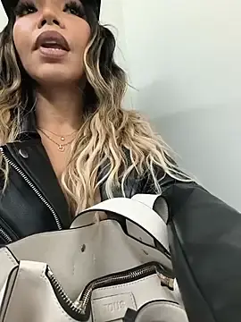 Stripchat Live Porn of I_amAly