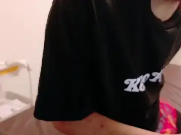 Stripchat Live Porn of POCARI_SWEAT