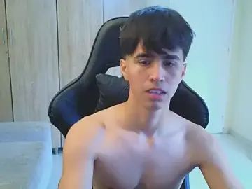 Stripchat Adult Webcam of carl_dixon