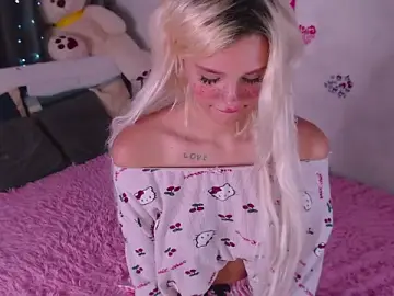Stripchat Live Sex of emiswee