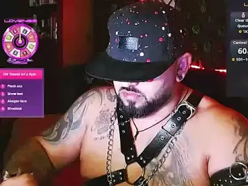 Stripchat Live Sex of mr_wolf46