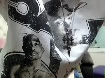 Stripchat Free Porn Cam of DraxBlade09
