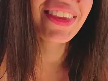 Stripchat Watch Live Sex Cams of EmmyNoel