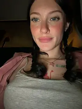 Stripchat Live Sex of Melissa_crazy