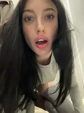 Stripchat Live Porn of Melissa_crazy