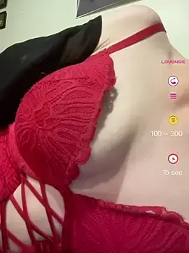 Stripchat Nude Webcam of Naughtyaussiezoe
