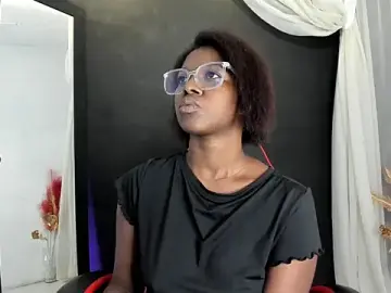Stripchat Free Porn Cam of connywellss
