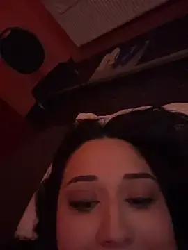 Stripchat Live Sex Cam of ICEGLOSS