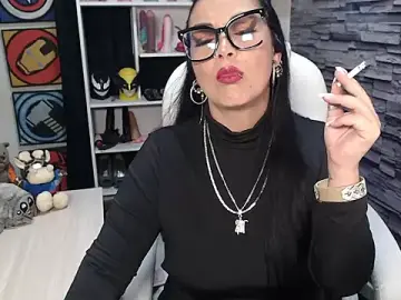 Stripchat Live Sex of Cruela_deviil