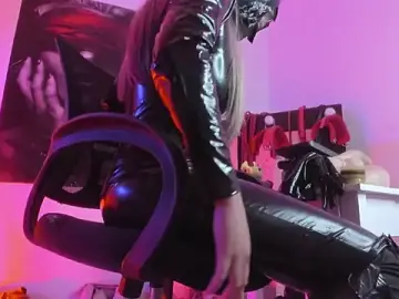 Stripchat Free Porn Cam of Sarah_Mistress_