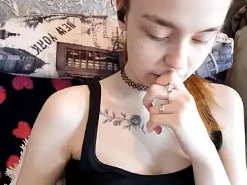 Stripchat Free Live Porn of CaraDelevingnee