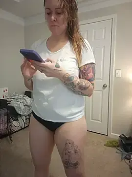Stripchat Sex Chat of HollyTattoo