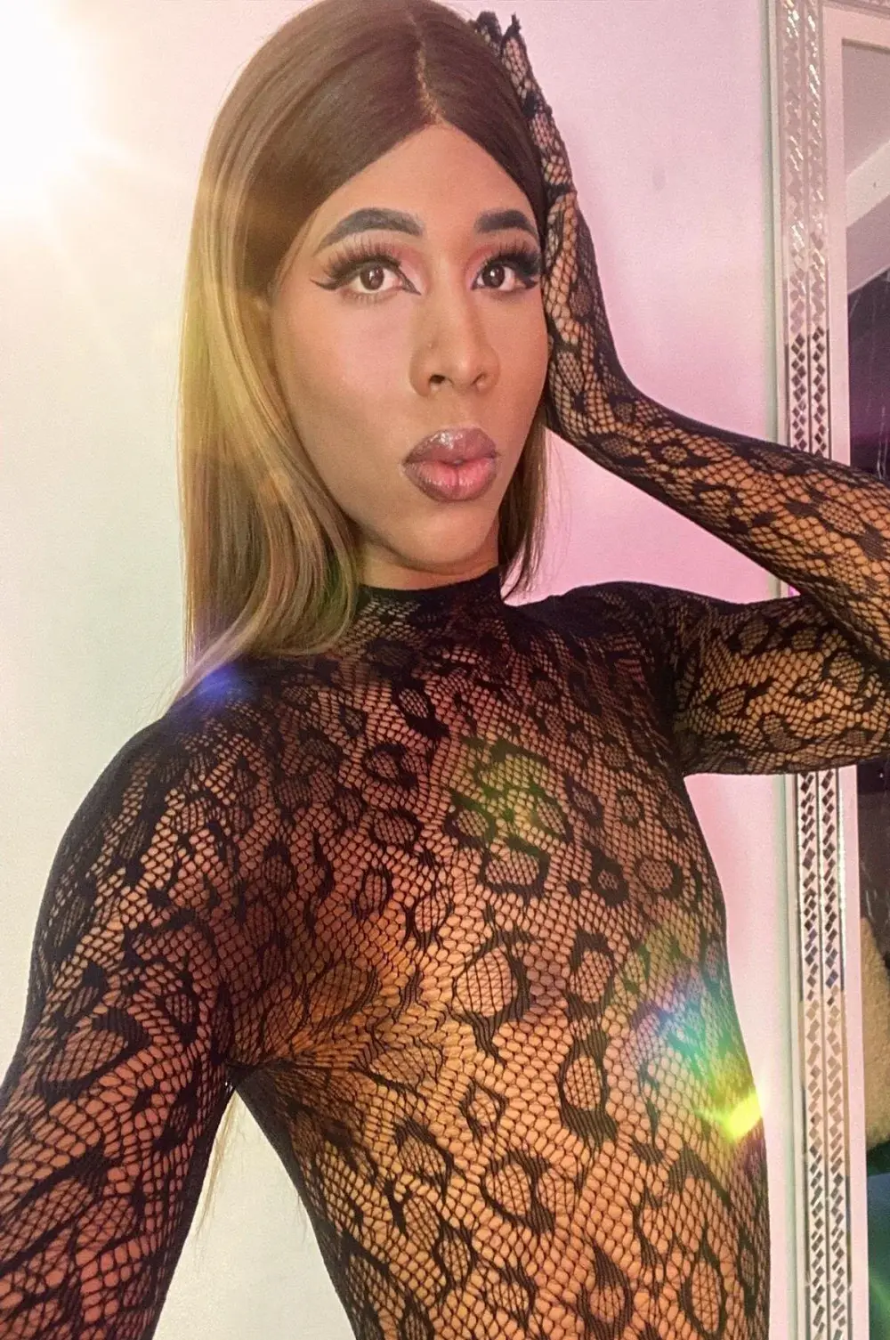 Naomi_Desire01