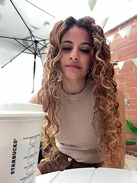 Stripchat Free Live Porn of alana15