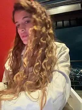 Stripchat Free Live Porn of alana15