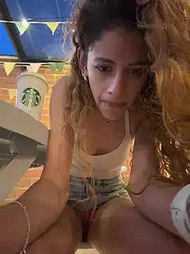 Stripchat Free Porn Cam of alana15