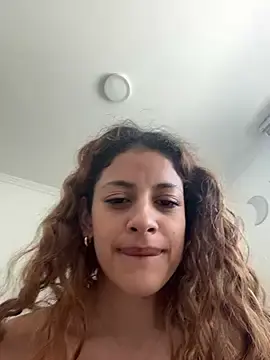 Stripchat Free Live Porn of alana15