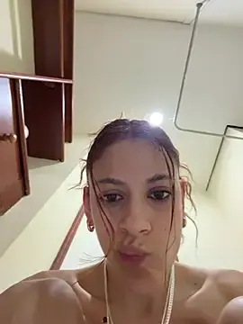 Stripchat Best Webcam of alana15