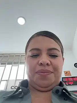 Stripchat Sex Cam of Ariana-07