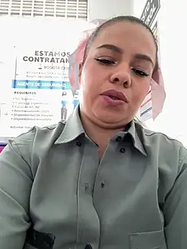 Stripchat Sex Cam of Ariana-07