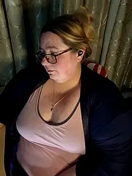 Stripchat Free Porn Cam of Iceprincess2bad4u