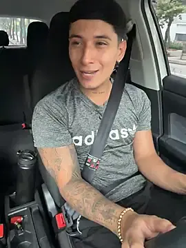 Stripchat Sex Cam of SexxxySquirterStev777