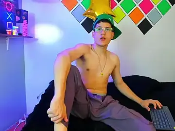 Stripchat Best live sex cam show of luca_white