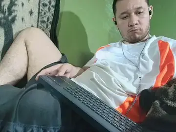 Stripchat Sex Cam of sweet_cock28