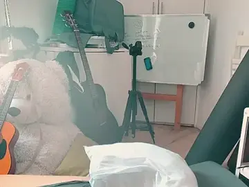 Stripchat Best live sex cam show of CeriseLapine