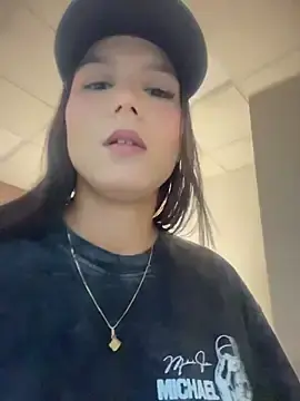 Stripchat Live Sex of CherrySmirkXXX