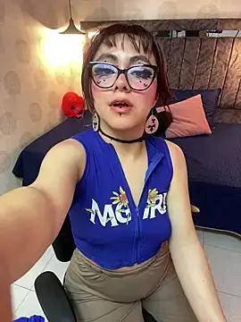 Stripchat Nude Webcam of purplebunny_69