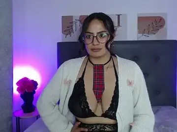 Stripchat Sex Cam of cinnamon_cake