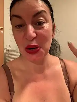 Stripchat Live Porn of Lizzaa80