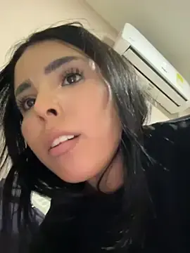 Stripchat Best Webcam of LovelyEyess
