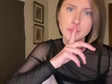 Stripchat Live Porn of YUMIandbigWOLF