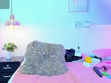 Stripchat Live Sex Cam of Alesexxx_
