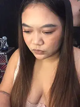 Stripchat Live Sex Cam of FinayNewestSensation