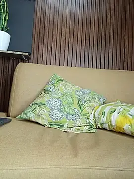 Stripchat Free Live Porn of damian_bull