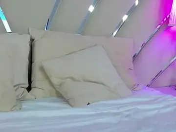 Stripchat Sex Cam of IvyNox