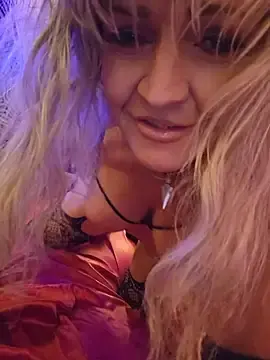 Stripchat Free Porn Cam of annika_lately